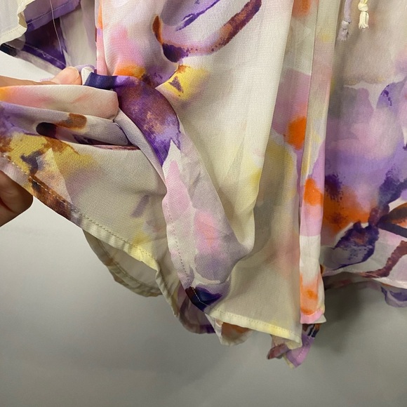 Show Me Your MuMu Romper Shorts V Neck Floral Size Small - Picture 6 of 15